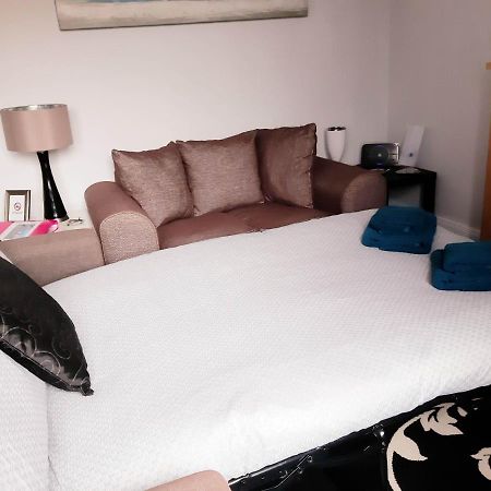 Bonnie Apartment Инвернес Екстериор снимка